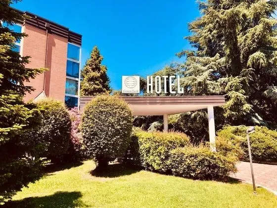 Green Park Bologna Hotel & Congressi - Dış Mekan