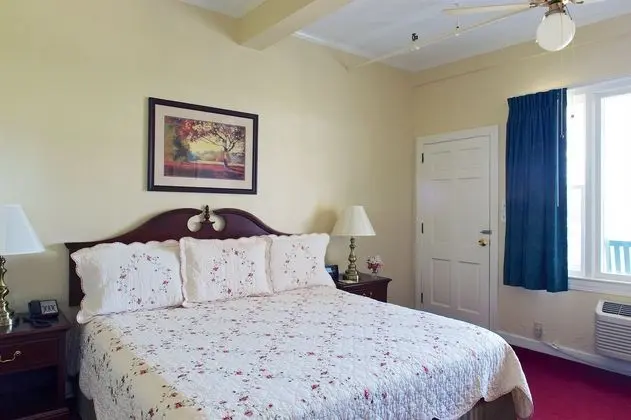 Green Park Inn