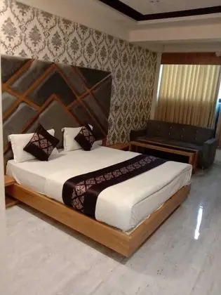 Hotel Green Park Vadodara