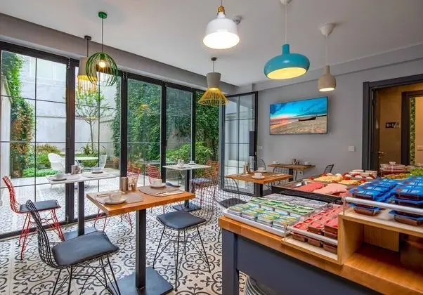 Green Parrot Hotel - Yerinde Yemek