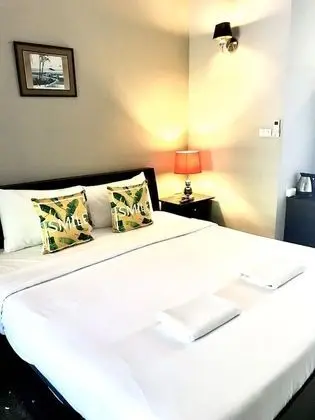 The Green Plaza Hotel - Öne Çıkan Resim