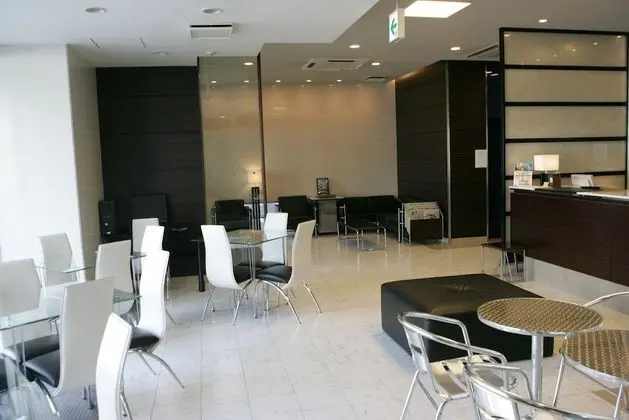 Green Rich Hotel Hiroshima - Lobi