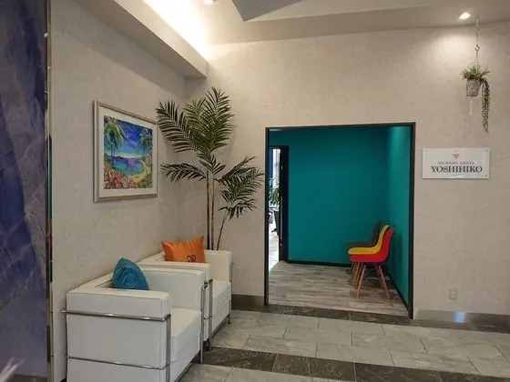 Green Rich Hotel Okinawa Nago - Lobi