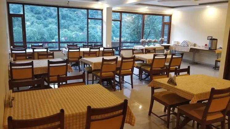 Hotel Green Tara Manali - Yerinde Yemek