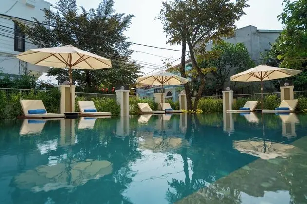 Green Tea Homestay - Havuz