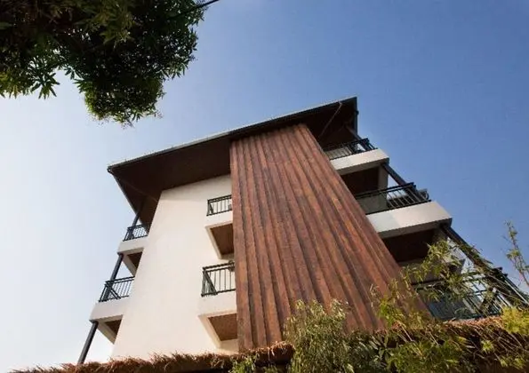 Green Tiger House