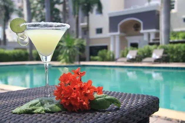 The Green View Hotel - Havuz