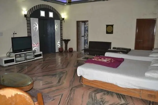 Green view cottage