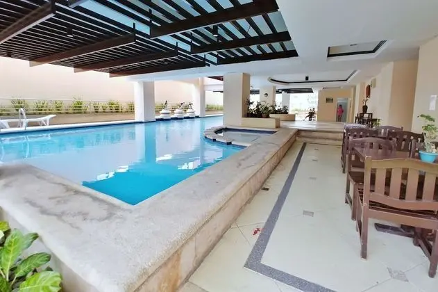 Greenbelt Parkplace - Havuz