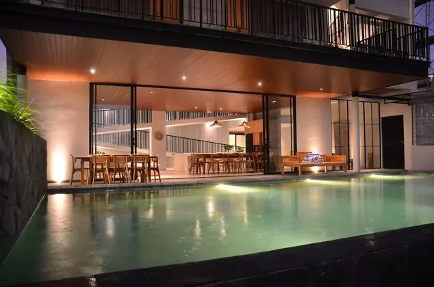 Greenhill Mountain View Villa 8 BR with heated Private pool