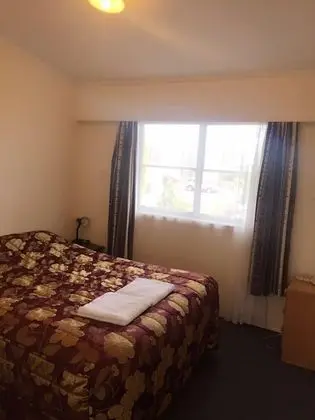 Greenlane Motor Inn