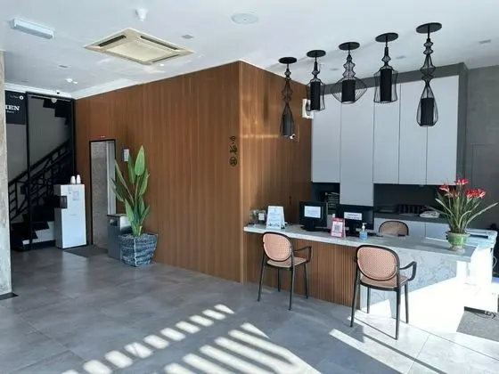 GREENLAST HOTEL - Lobi