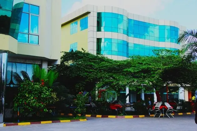 Greenlight Hotel