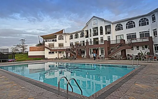 Greenpark Sundowner Hotel