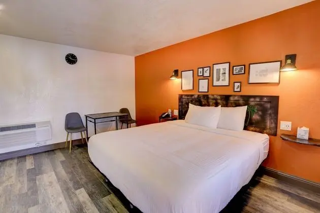 The Greens Hotel - Stockton Blvd - Oda