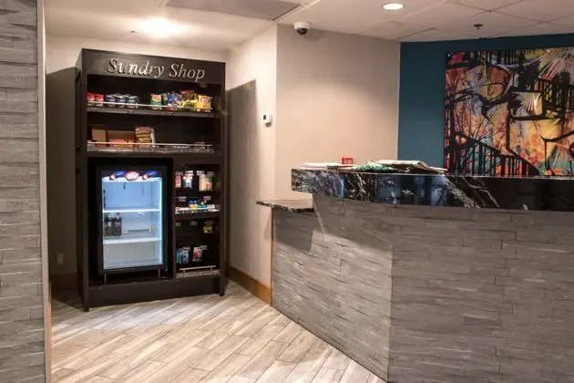 Greenstay Hotel & Suites