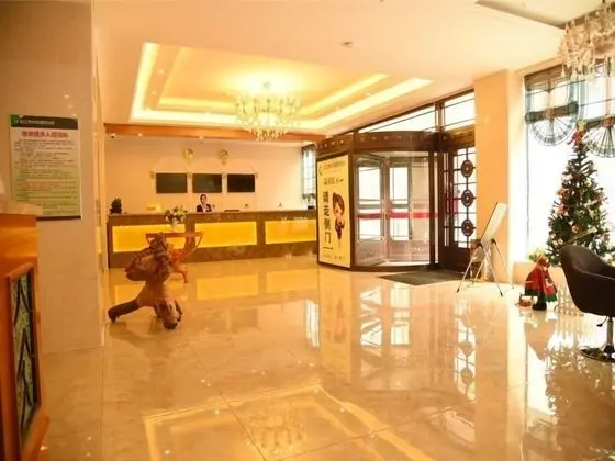 GreenTree Inn Baishan Linjiang Yalv River Express Hotel - Lobi