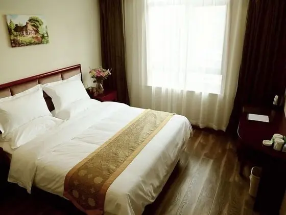 GreenTree Inn Changzhou Henlin Town Zhongtian Express Hotel