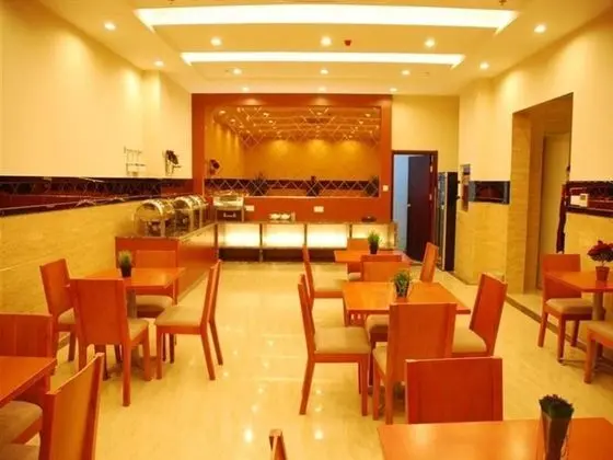 GreenTree Inn Chuzhou Dingyuan County People's Square General Hospital Business Hotel - Yerinde Yemek