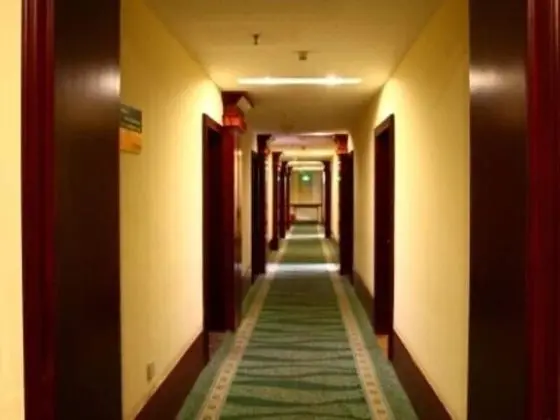 GreenTree Inn Haerbin Railyway Station Express Hotel - İç Mekan