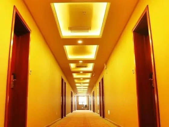 GreenTree Inn HanZhong Railway Station BeiYiHuan Road Express Hotel - İç Mekan