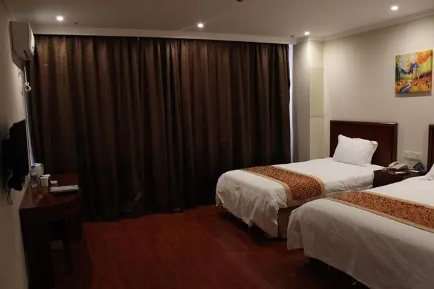 GREENTREE INN JINAN JIYANG BUS STATION EXPRESS HOT