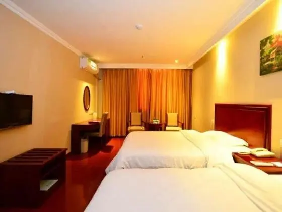 GreenTree Inn Lianyungang Donghai New Bus Station Express Hotel - Oda