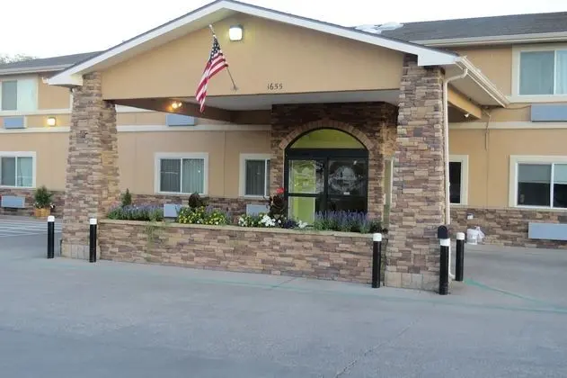 GreenTree Inn Montrose - Dış Mekan