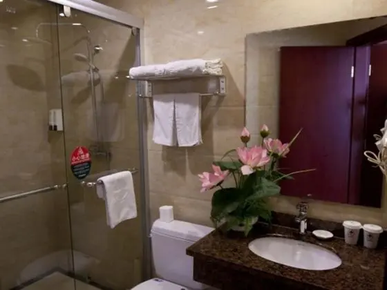 GreenTree Inn Shanghai Hongqiao Hub Convention Center Jinghua Road Shell Hotel - Banyo Tipleri