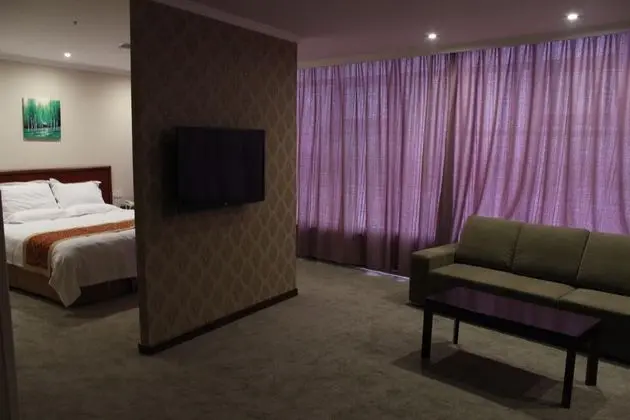 GREENTREE INN SHANGHAI SONGJIANG WANDA PLAZA RONGM