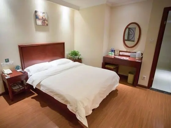 Greentree Inn Suzhou Station Hotel