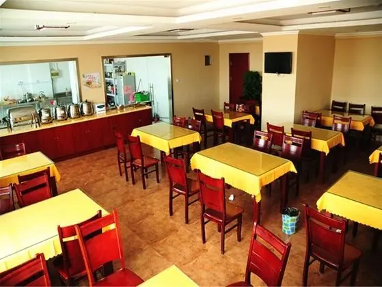 GreenTree Inn Wenshang Baoxiang Temple Express Hotel - Yerinde Yemek