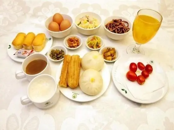 GreenTree Inn Yangzhou South Xindu Road Trade City Express Hotel - Yerinde Yemek