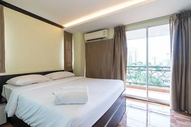 Greenview Ekkamai 10