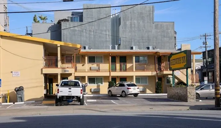 Greenwich Inn