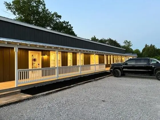 Greeter Falls Lodge Suite 5