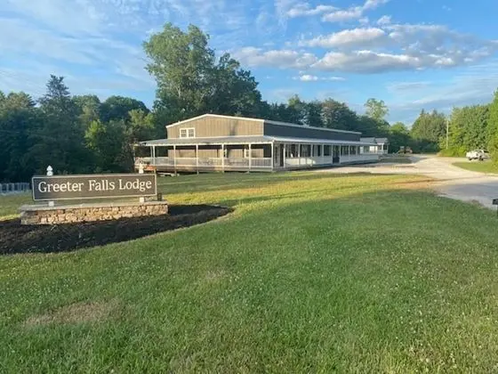 Greeter Falls Lodge Unit 2