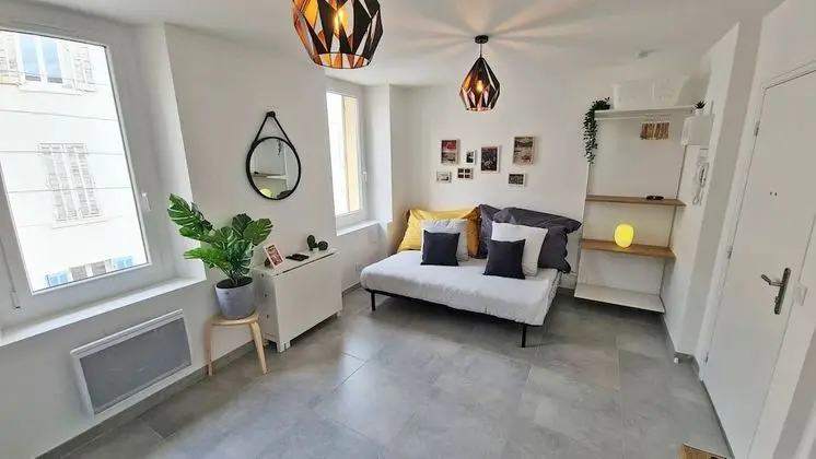 GregBnb - Le Valbourdin - Toulon Ouest