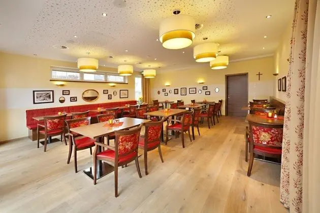 Hotel Greinwald - Yerinde Yemek