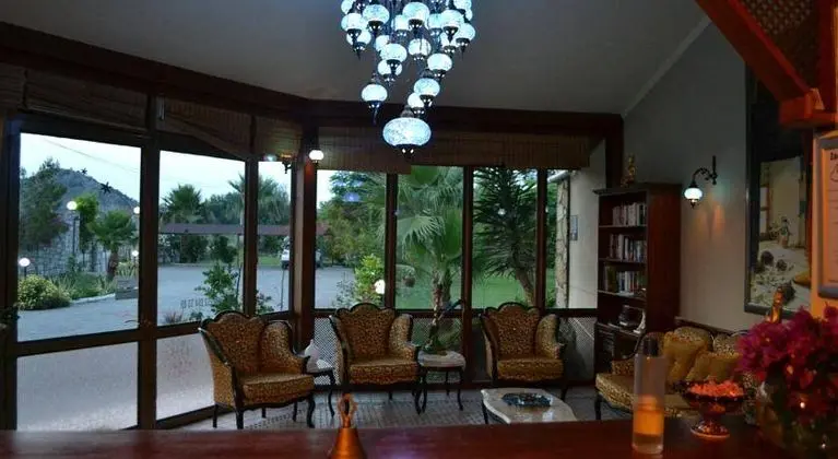 Grenadine Lodge - Lobi