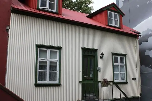 Grettir Guesthouse