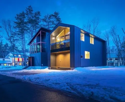 Grey Wolf Chalet
