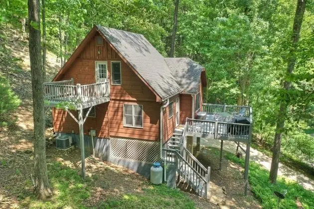 Grey Wolf Lodge