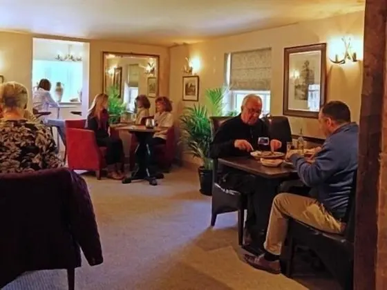 The Greyhound Inn - Yerinde Yemek