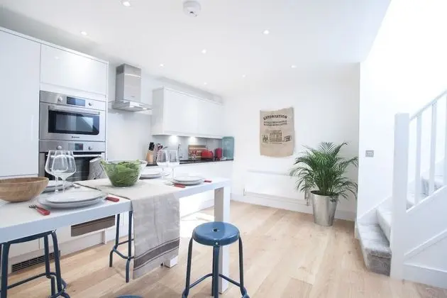 Greyhound Residences by Allô Housing