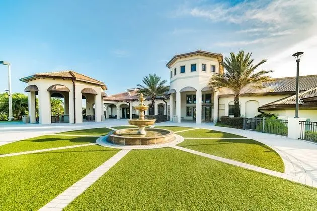 Grhdog9029 - Champions Gate Resort - 4 Bed 3 Baths Townhouse