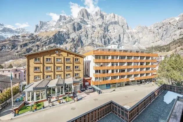 Grichting Hotel & Serviced Apartments - Dış Mekan