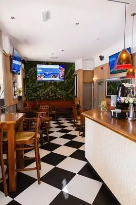 The Griffin Belle Hotel Vauxhall - Yerinde Yemek