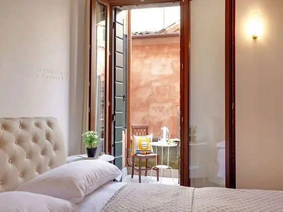 Grimaldi Apartments  - Scala Reale