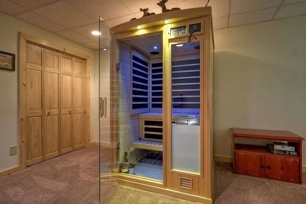 Grin Inn Bear It - Spa